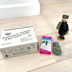 German smoking figurine - Unique and traditional